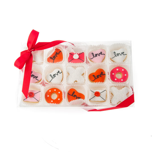 Love Mini Iced Sugar Cookies -Clear Gift Box of 15 pc